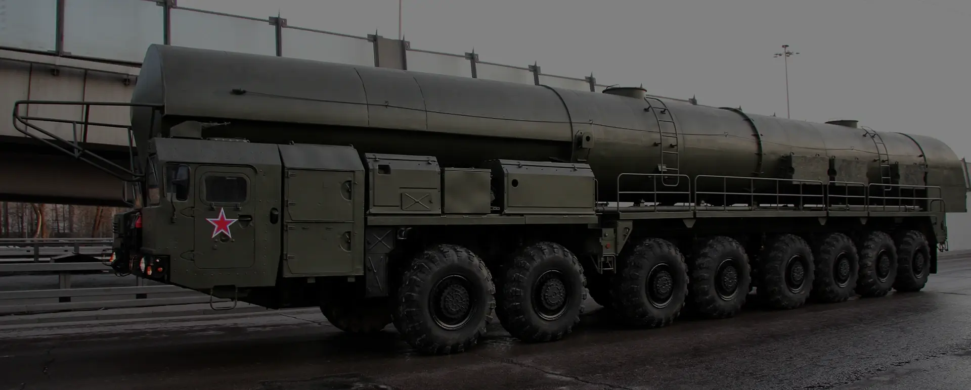 Заказать онлайн перевозку ракет военного назначения в селе Старокучергановка (Южный округ - Астраханская область)  грузовой платформой